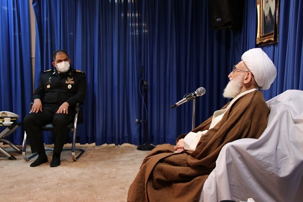 Navy commander meeting Ayatolah Nouri Hamedani