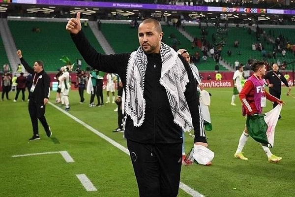 Algerian Coach Dedicates Arab Cup Trophy to Palestinians