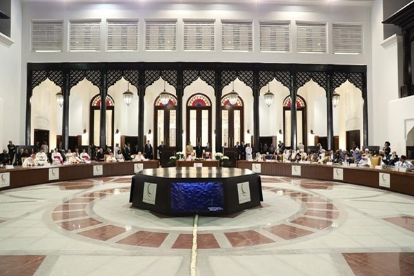 Quran Recitation by Egyptian Kid at Bahrain Interfaith Event (+Video)