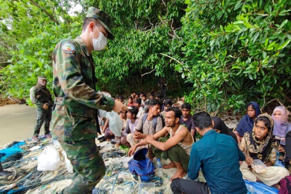 Thailand Urged to Help Rohingya Refugees