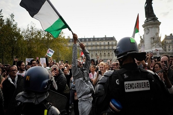 French police attack pro-Palestine rally