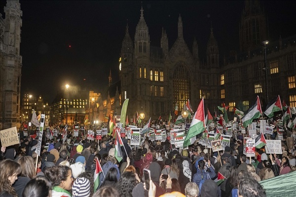 Demonstrators in London call for ceasefire in Gaza
