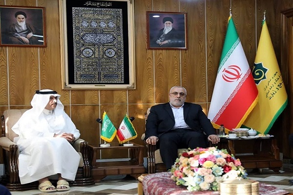 Iran, Saudi Arabia in Talks for Resumption of Umrah Trips