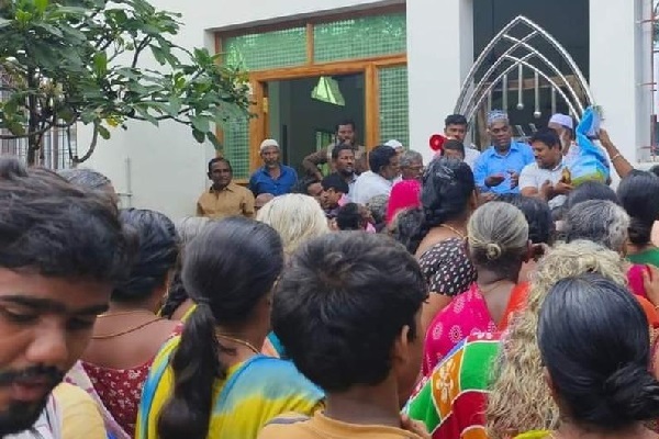 Mosques in India hosting flood victims of all faiths