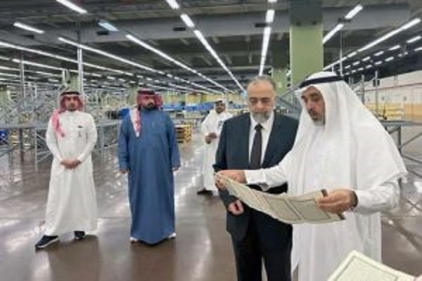 Syrian Awqaf Minister Visits Quran Printing Complex in Medina