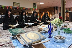Women Attend Quranic Circles in Mosques, Homes in Ramadan