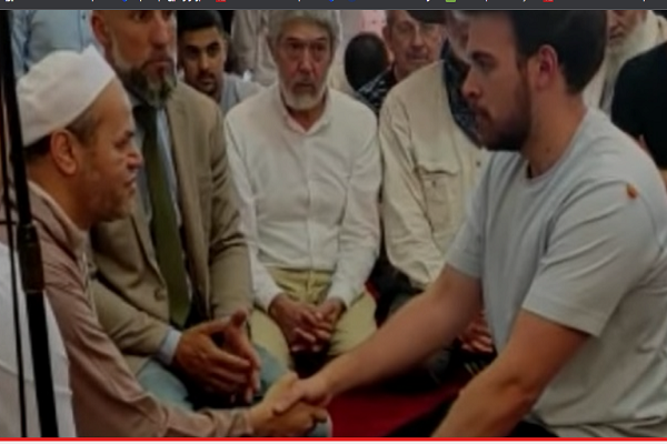 Man converts to Islam in Granada, Spain