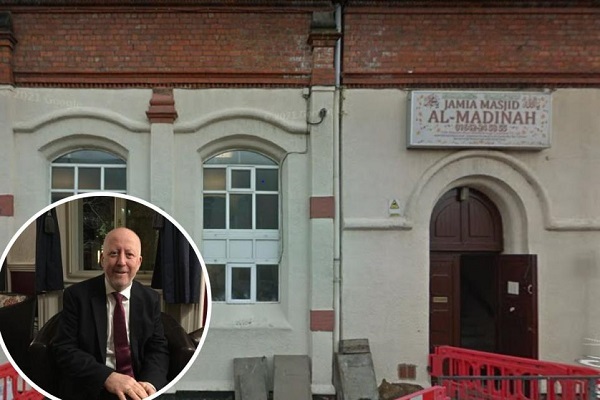 Andy McDonald visited the Jamia Masjid Al-Madinah Mosque on Waterloo Road, Middlesbrough