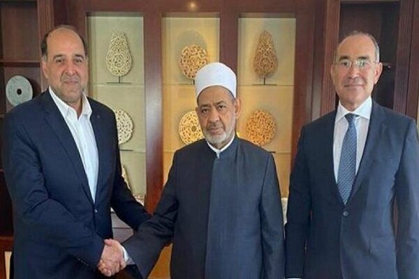 Al-Azhar Chief / Iran envoy meeting