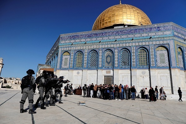 PA Ministry Warns Against Normalizing Jewish Presence at Al-Aqsa Mosque