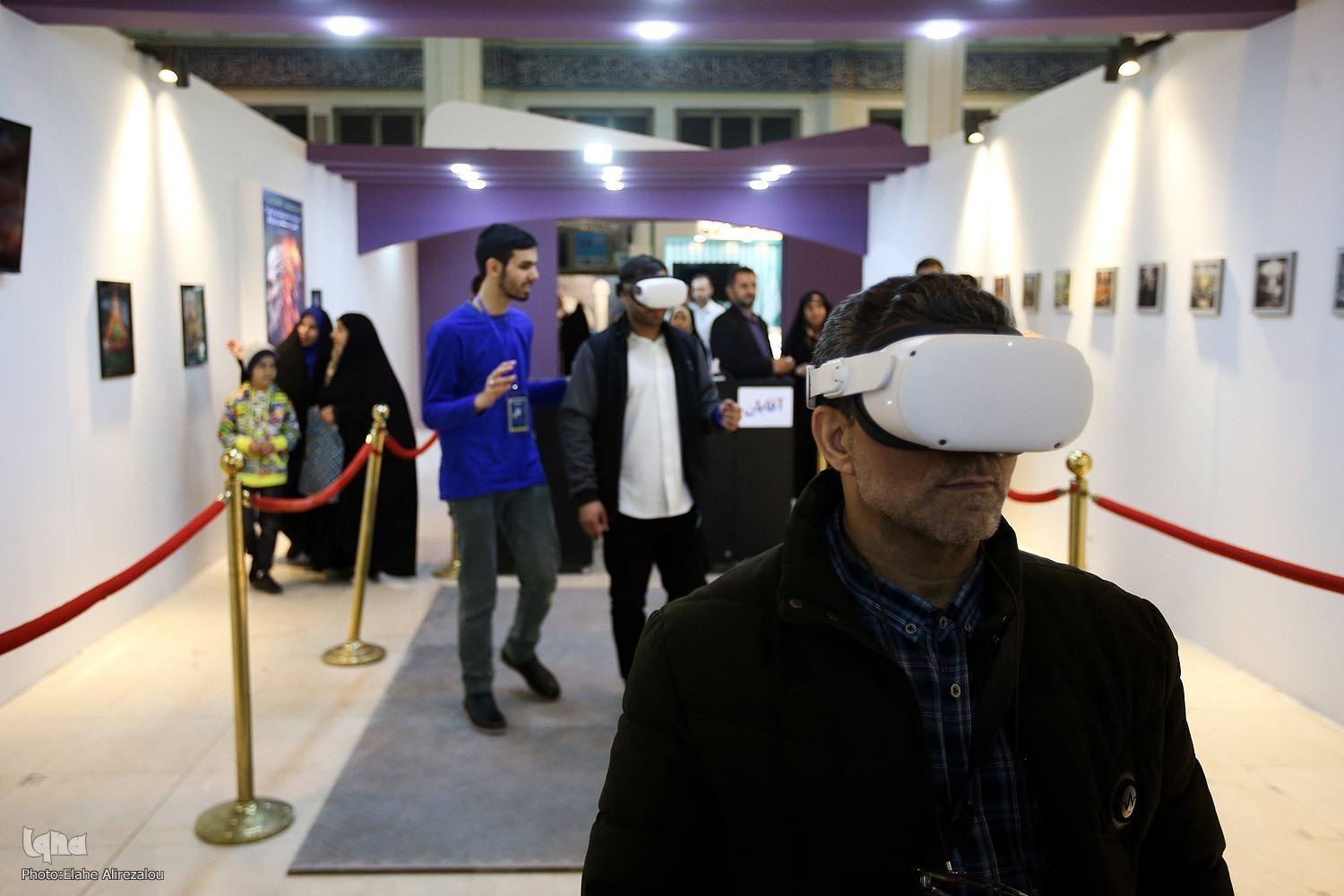 Expert Taps into Opportunities, Cautions of Embracing AI in Family Dynamics