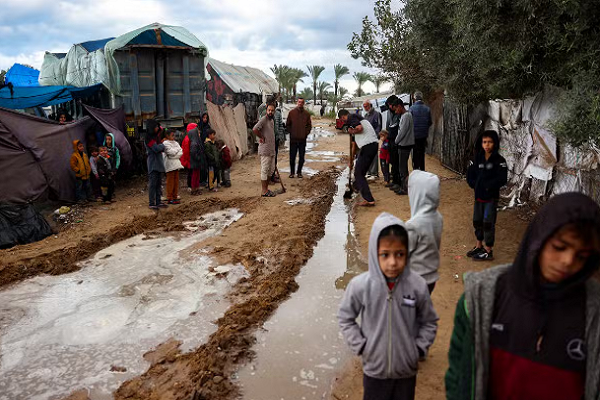 People in Gaza facing a desperate situation amid ongoing Israeli attacks and siege