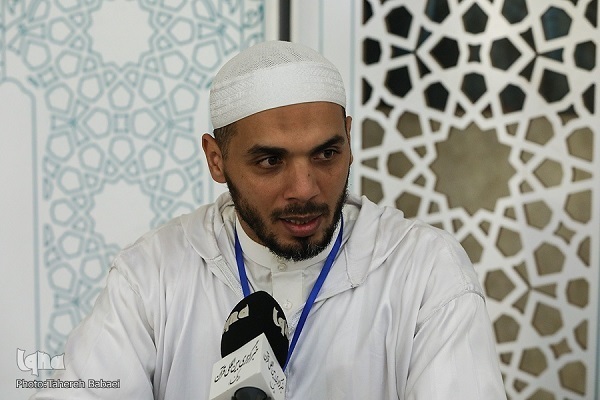 Algerian qari and Quran memorizer Abdullah Mazuzi