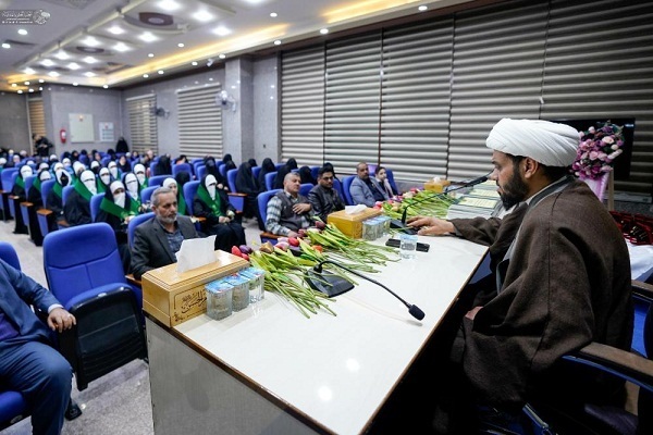 Ceremony Held at Imam Ali Holy Shrine to Honor Women Quran Memorizers  