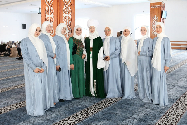 Muslim women in Kyrgyzstan