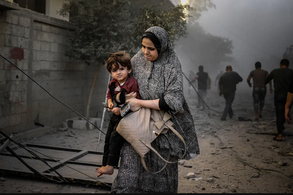 A woman and her child in Gaza