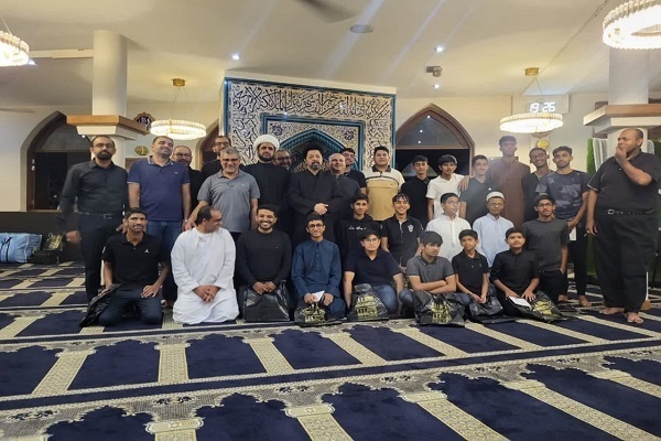 Muslims Hold Qadr Night Rituals at Madagascar Mosque