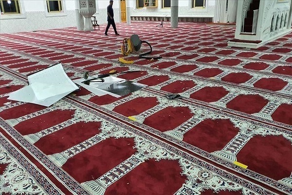 At least six people died in a Daesh (ISIL or ISIS) terrorist group attack on Muharram mourners in a mosque in Oman on Monday