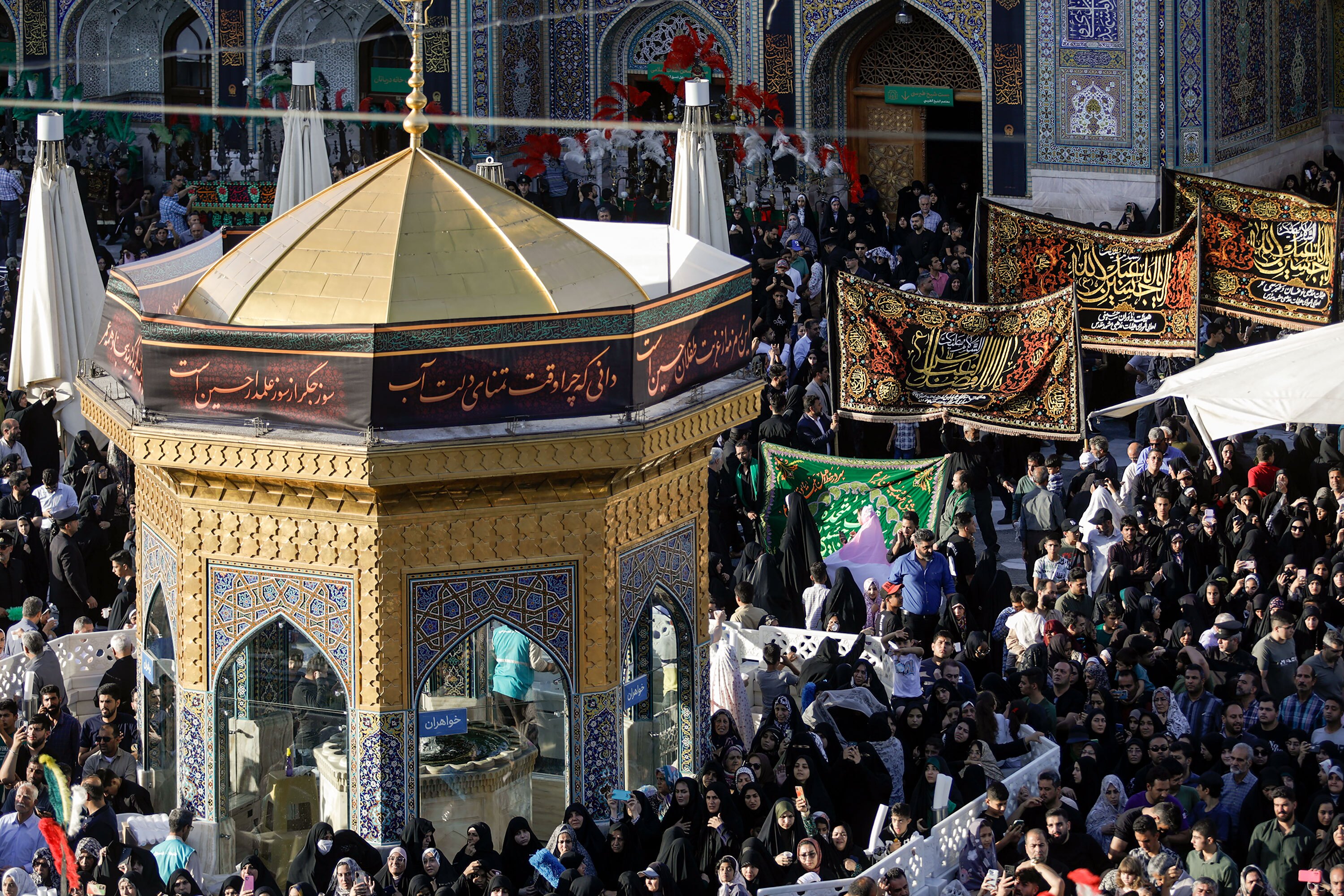 Imam Reza Shrine Expected to Host 6m Pilgrims in First 10 Days of Muharram