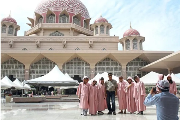 Muslim tourists visiting Malaysia