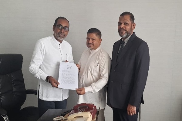 Three Muslim MPs in Sri Lanka