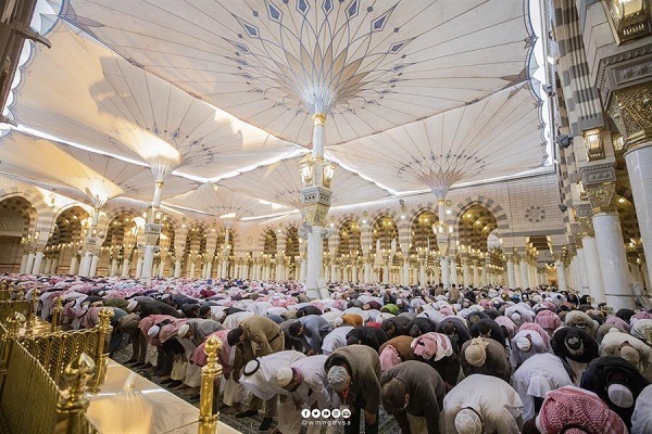 Saudi King Calls for Nationwide Rain-Seeking Prayers on Thursday Saudi King Calls for Nationwide Rain-Seeking Prayers on Thursday