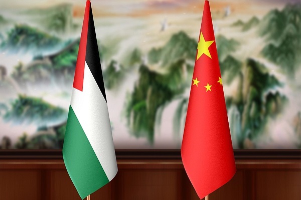 The flags of Palestine and China