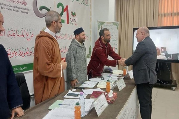Algeria’s Awqaf and Religious Affairs Minister Youcef Belmehdi officially opened the national qualifying rounds for the 21st edition of the Algiers Prize for Quran Recitation and Chanting in the capital Algiers on December 1, 2025.