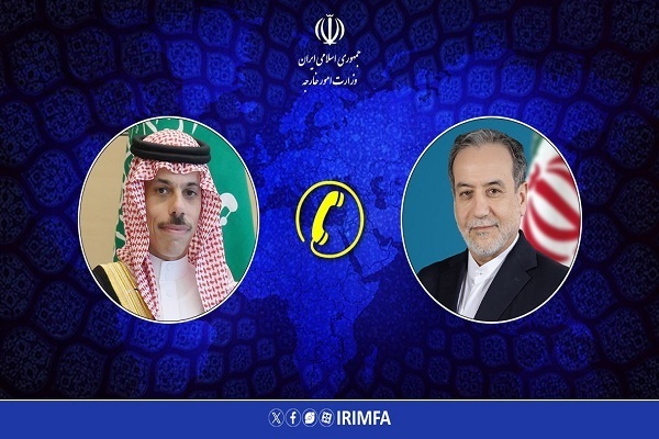 Iranian and Saudi foreign ministers Abbas Araghchi and Faisal bin Farhan