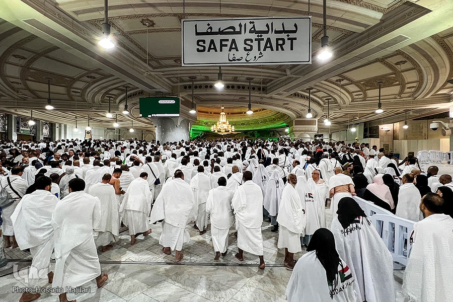 Sai between Safa and Marwa: A Monotheistic Act of Worship in Course of History   