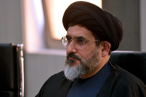 Hojat-ol-Islam Seyed Mahmoud Sadeqi, a faculty member of the Research Institute of Imam Khomeini (AS) and Islamic Revolution