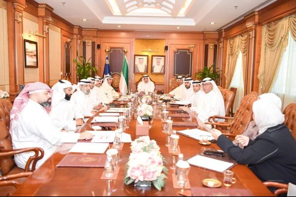 Kuwaiti First Deputy Prime Minister and Minister of Interior Sheikh Fahad Al-Yousef Al-Sabah on Monday, August 25, 2025, chaired the first meeting of a team tasked with organizing the construction of husseiniyas and mosques hosting religious rituals.