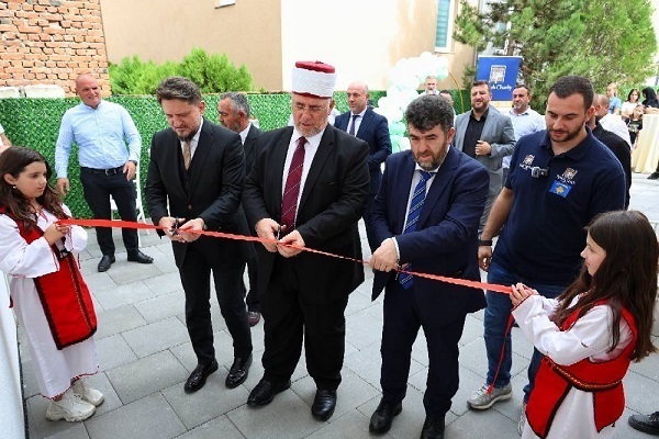 The Grand Mufti of Kosovo opened a new center in the city of Gjilan, southeast of the country, with the aim of supporting religious education for children (September 2025).