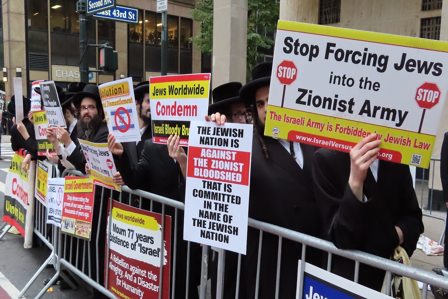 From Racist Colonialism to Palestinian issue: The Persistence of Racism in West