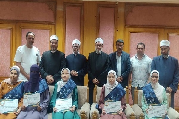 Five Egyptian girls who are memorizers of the Quran recited the entire Holy Quran at a program in one day.