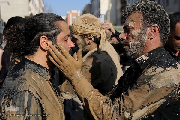 Mourning processions of people of Lorestan origin who live in Tehran