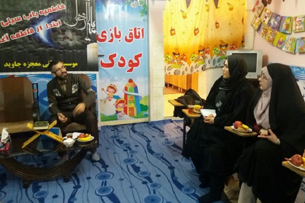 برپایی نمایشگاه فاطمی در شعب فردیس مؤسسه معجزه جاوید