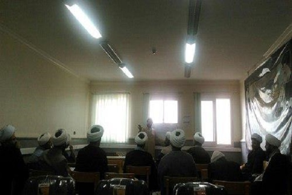 دوره تربیت مربی تدبر در قرآن در حال برپایی است