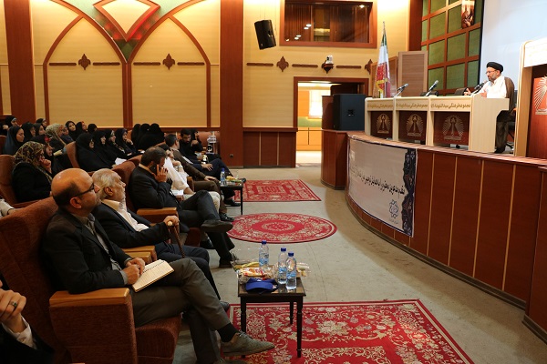 همایش توجیهی نمایشگاه «شمیم وحی» ویژه مدیران خانههای قرآن محلات شهر تهران همایش توجیهی نمایشگاه «شمیم وحی» ویژه مدیران خانههای قرآن محلات شهر تهران