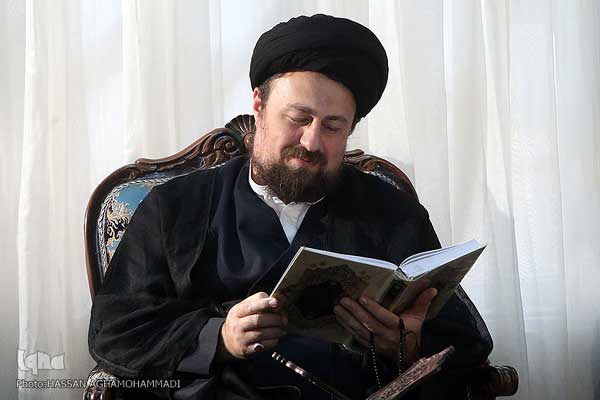 موافقت حجتالاسلام خمینی با تشکیل دارالقرآن در حرم امام راحل(ره) موافقت حجتالاسلام خمینی با تشکیل دارالقرآن در حرم امام راحل(ره)