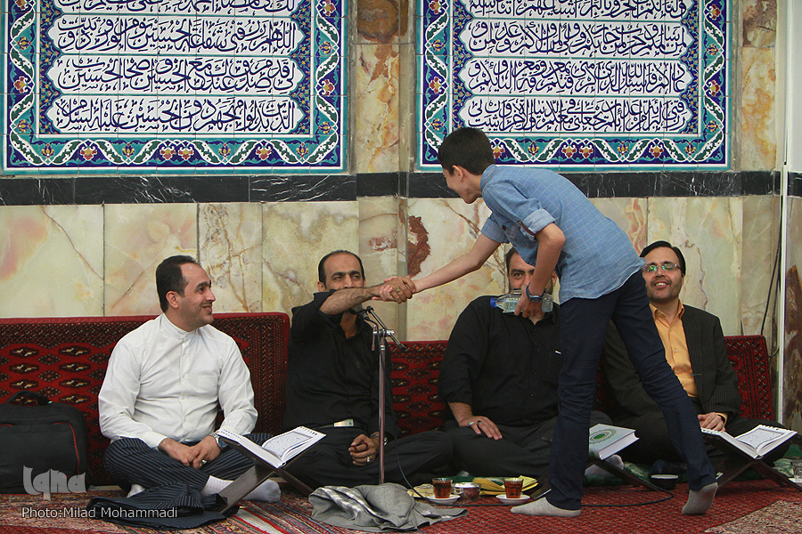 پایان مرحله مقدماتی دور دوم «جشنواره تلاوتهای مجلسی» با گرامیداشت یاد شهدای منا + صوت پایان مرحله مقدماتی دور دوم «جشنواره تلاوتهای مجلسی» با گرامیداشت یاد شهدای منا + صوت