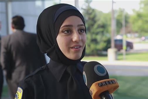 آغاز به کار نخستین پلیس محجبه در «دیربورن» آمریکا