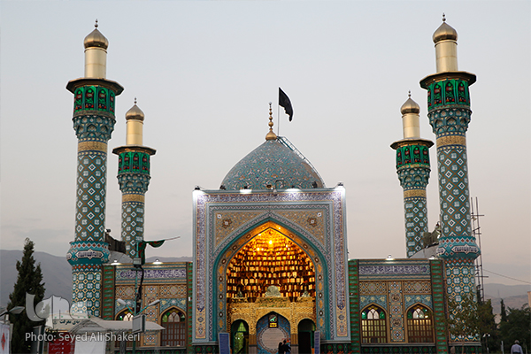 جلسه قرآن همراه عترت در ایام سوگواری حضرت اباعبدالله الحسین(ع)+صوت و عکس