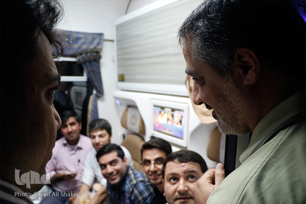 طنین قرآن کریم در قطار تهران-مشهد