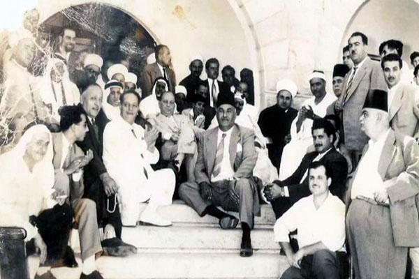 تصویری قدیمی از مصطفی اسماعیل