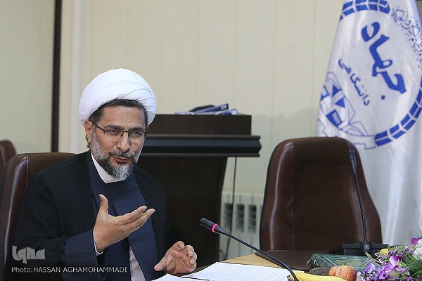 قرآن احیاگر فطرت و بهار احیاگر طبیعت/ بیان اولویت‌های شورای توسعه