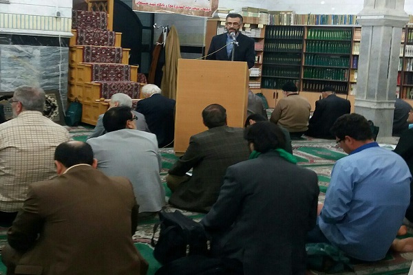 فوری///کرسی تلاوت قرآن در فردیس کرج برگزار شد