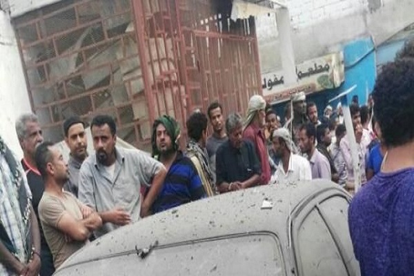 انفجار بمب مقابل مسجد برزگ &laquo;عدن&raquo;