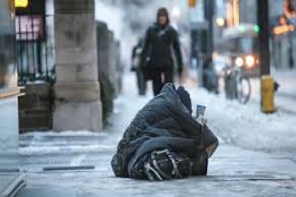 بسته&zwnj; زمستانی سازمان امداد اسلامی کانادا برای بی&zwnj;خانمان&zwnj;ها / انگلیسی