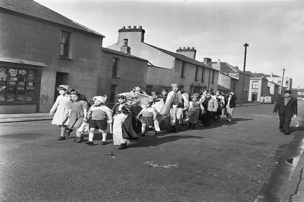 گزارش***زندگی مسلمانان در ولز/ تبعیض و آزار در کنار موفقیت&zwnj;ها و افتخار